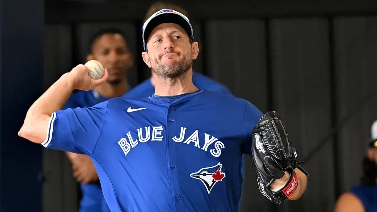 Blue Jays pitcher Max Scherzer makes worrying comments about his thumb injury #bluejays #mlb