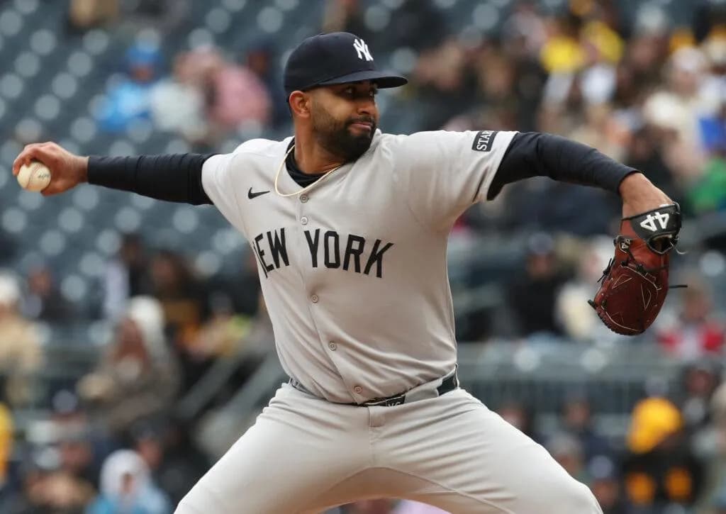 Blue Jays could be interested in former Yankees top prospect Yoendrys Gomez #bluejays #mlb