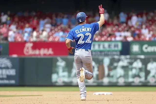 Blue Jays announce injury update on Ernie Clement #bluejays #mlb