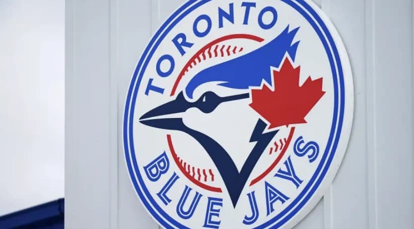 Blue Jays emerge as top suitor for $21 million World Series hero. #MLB #BlueJays #RedSox #Trade #Buehler