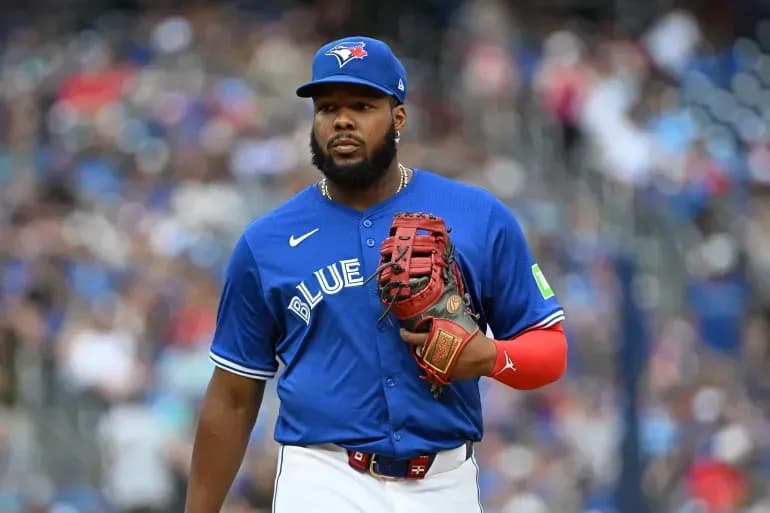 Blue Jays fans are not happy with Vladimir Guerrero Jr and how he has been playing so far this season #bluejays #mlb