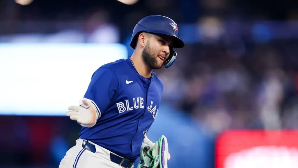 Blue Jays might be able to keep Bo Bichette since they would keep him at shortstop #bluejays #mlb