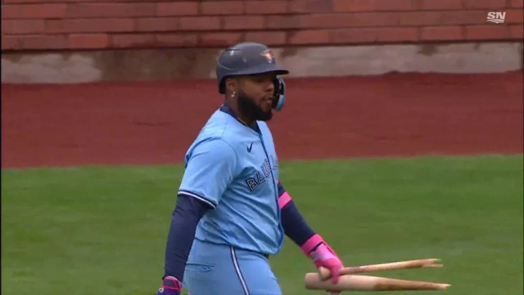 John Schneider speaks on Vladimir Guerrero Jr failed at bat vs. The Rays #bluejays #mlb