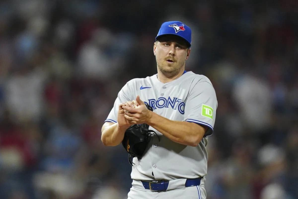Former Bleu Jays pitcher Erik Swanson calls out Sid Sexeiro #bluejays #mlb