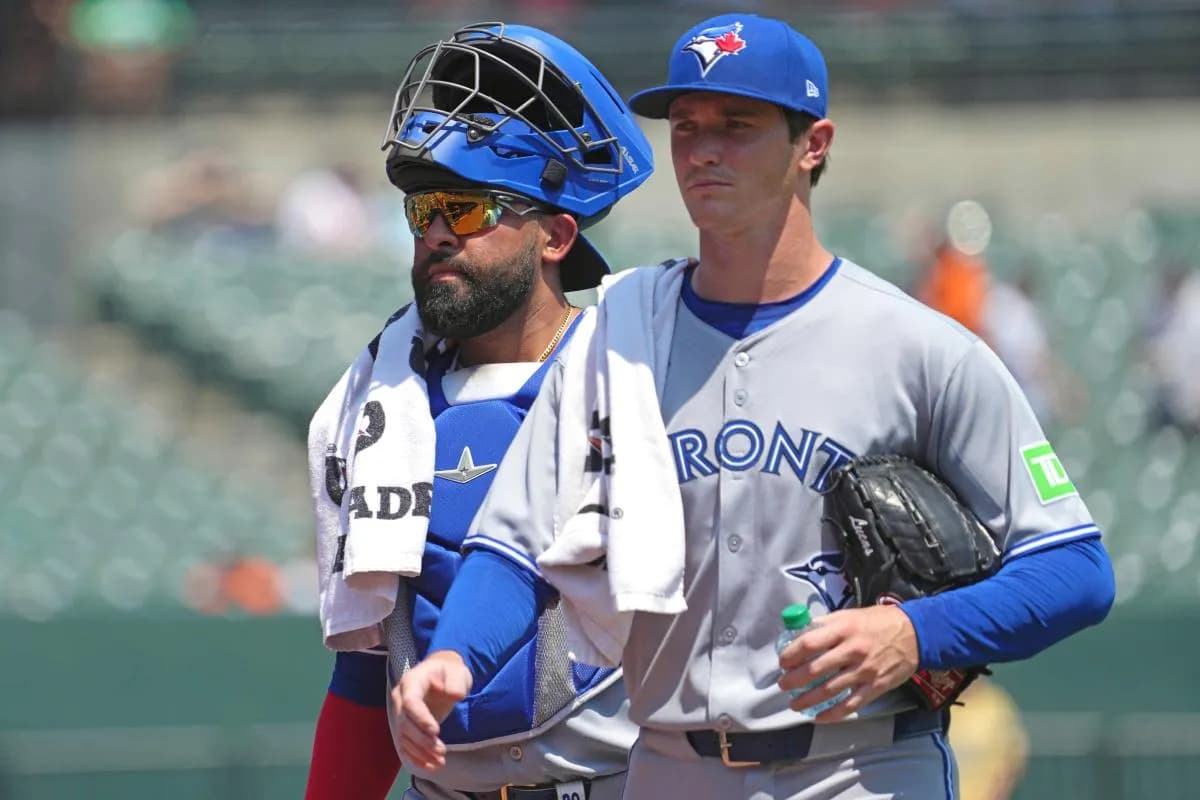 Toronto Blue Jays pitcher Easton Lucas (62) and catcher Ali Sanchez (20) walk in from the bullpen prior to the game against the Baltimore Orioles at Oriole Park at Camden Yards.