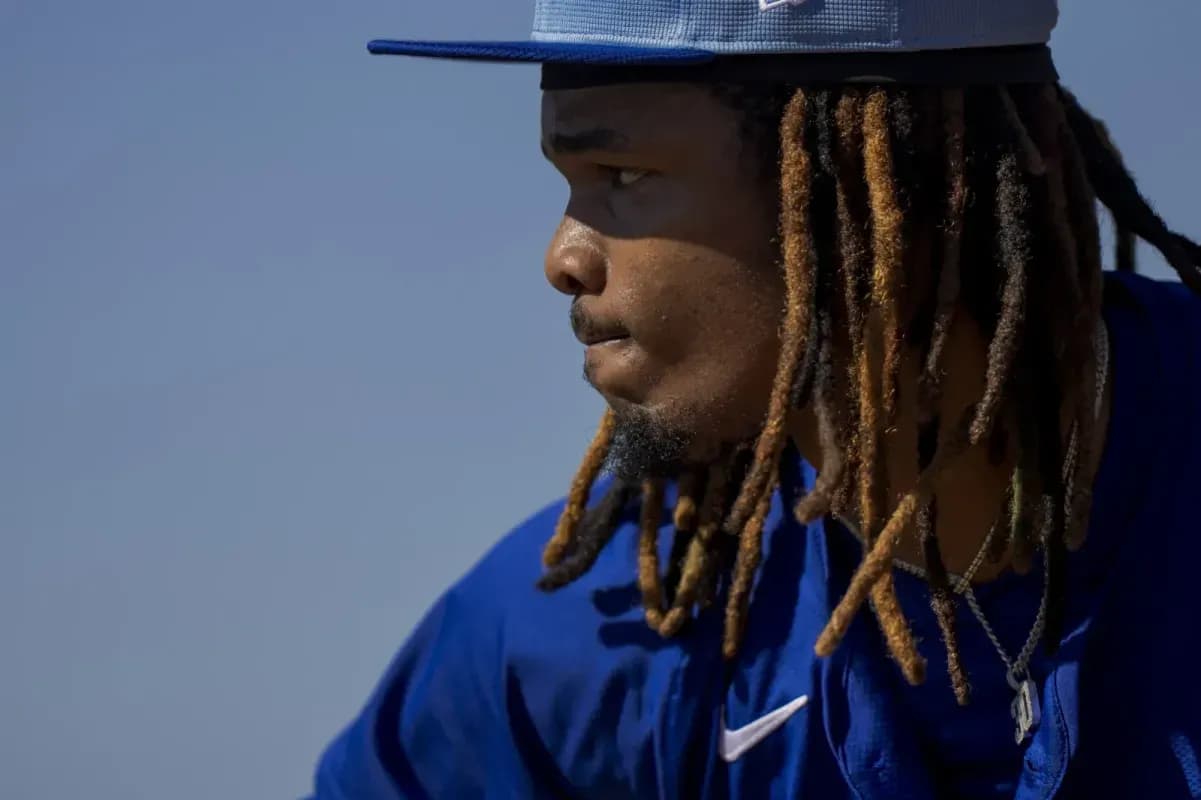 Yankees sign former Blue Jays shortstop Michael Arias