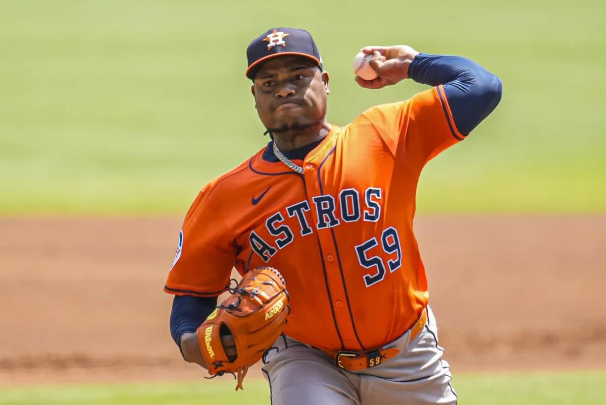 Houston Astros starting pitcher Framber Valdez (59) pitches against the Atlanta Braves during the first inning at Truist Park.