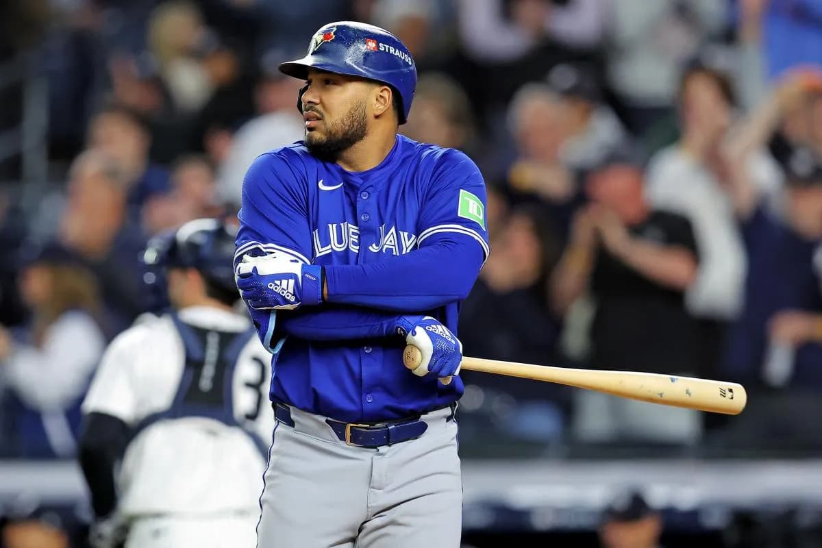 Toronto Blue Jays right fielder Anthony Santander (25) reacts to striking out to end the fourth inning against the New York Yankees during game four of the ALDS round for the 2025 MLB playoffs at Yankee Stadium