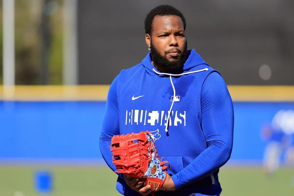 Dunedin, FL, USA;Toronto Blue Jays first baseman Vladimir Guerrero Jr. (27) works out during spring training practice at Player Development Complex.