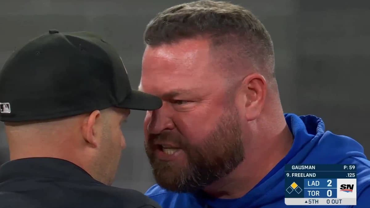 Blue Jays manager John Schneider thrown out