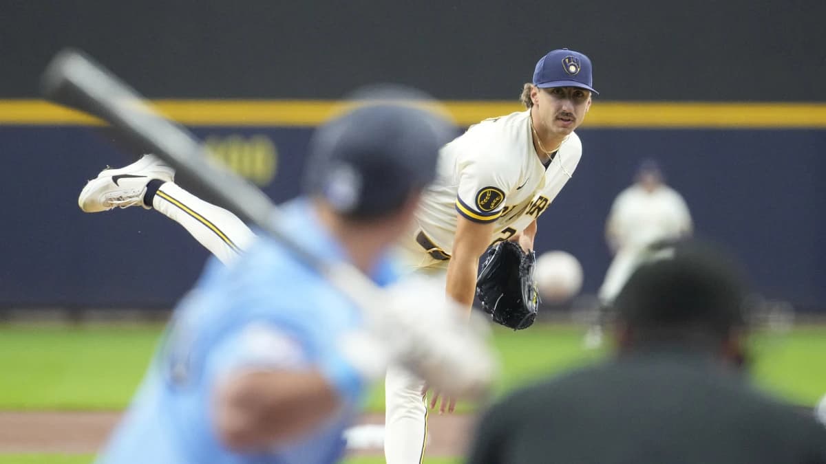 Milwaukee Brewers starting pitcher Brandon Sproat (23) delivers a pitch against the Toronto Blue Jays in the first inning at American Family Field.