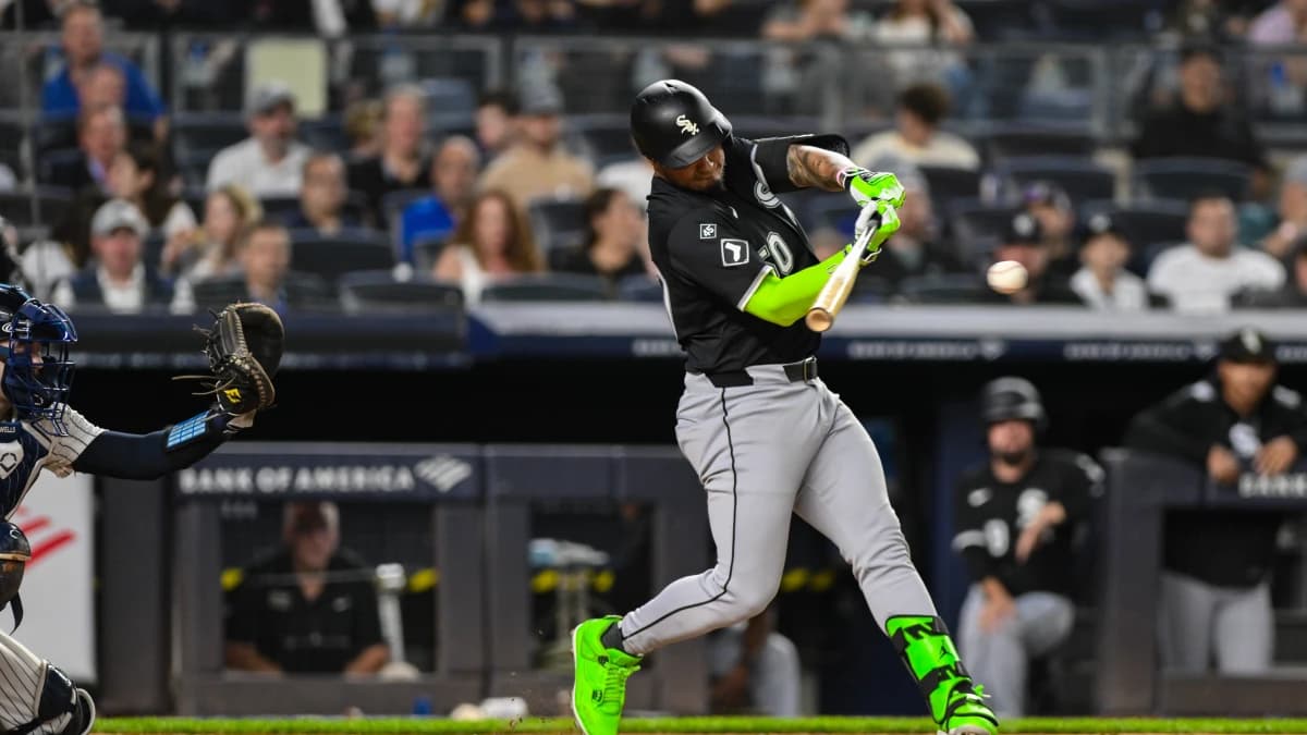 Chicago White Sox second baseman Lenyn Sosa (50) hits a single against the New York Yankees during the second inning at Yankee Stadium.