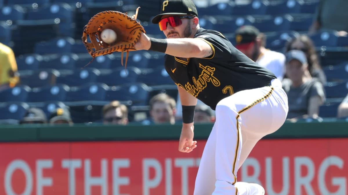 Pittsburgh Pirates first baseman Spencer Horwitz (2) takes a throw at first base to end the eighth inning against the Washington Nationals at PNC Park.