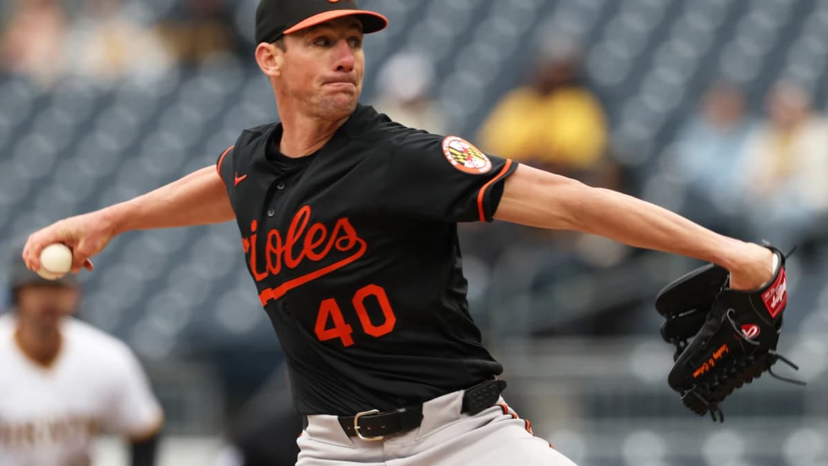 Baltimore Orioles starting pitcher Chris Bassitt (40) delivers a pitch against the Pittsburgh Pirates during the first inning at PNC Park.
