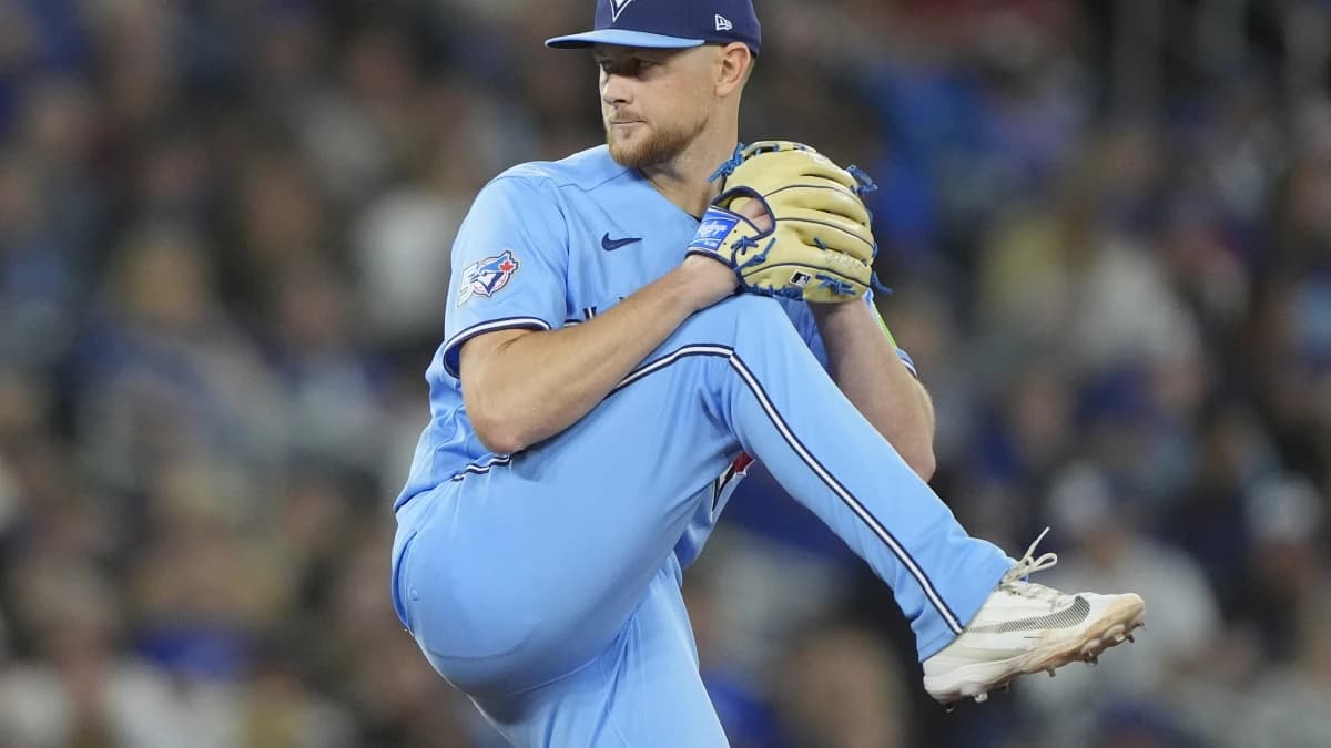 Toronto Blue Jays starting pitcher Eric Lauer (56) pitches to the Boston Red Sox during the fourth inning at Rogers Centre.