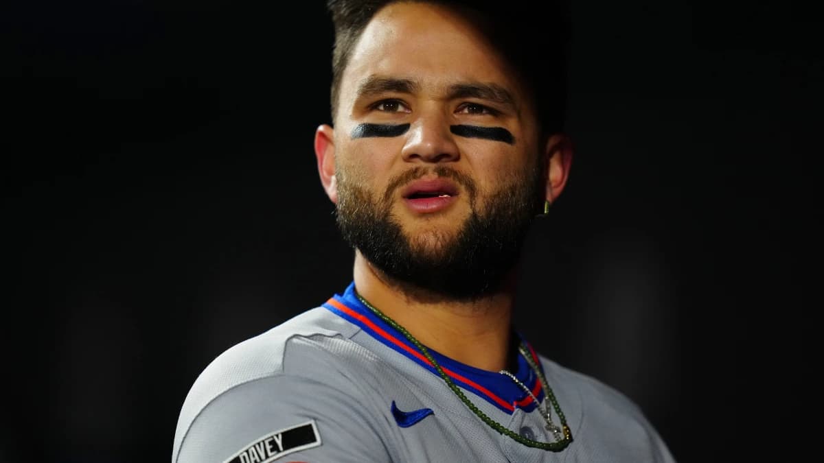 New York Mets third baseman Bo Bichette (19) looks on in the fourth inning against the Colorado Rockies at Coors Field.