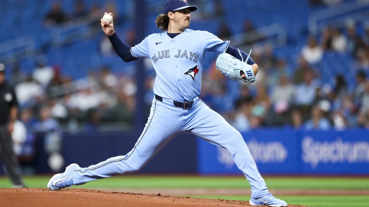 Toronto Blue Jays starting pitcher Kevin Gausman (34) throws a pitch against the Tampa Bay Rays in the first inning at Tropicana Field.