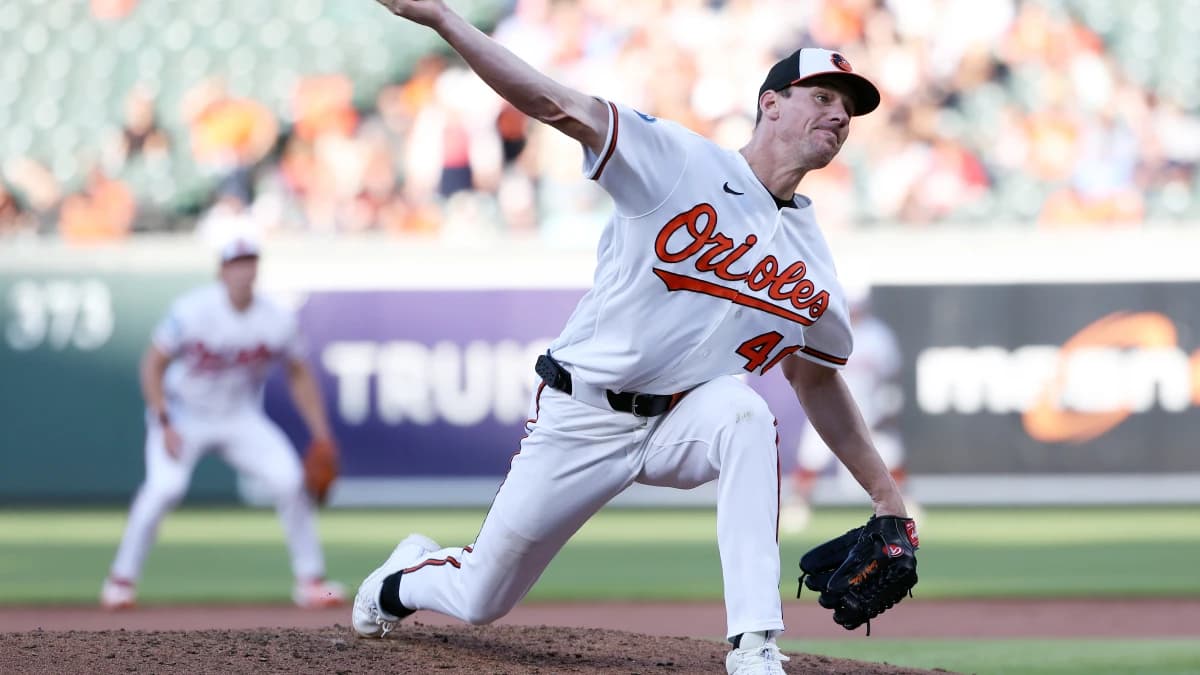Baltimore Orioles pitcher Chris Bassitt (40) throws during the second inning against the Toronto Blue Jays at Oriole Park at Camden Yards.