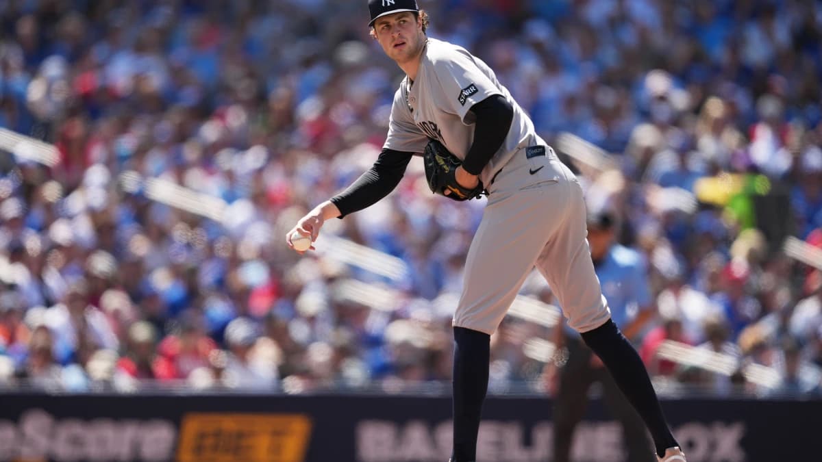 New York Yankees starting pitcher Cam Schlittler (31) looks over at first base against the Toronto Blue Jays during the second inning at Rogers Centre.