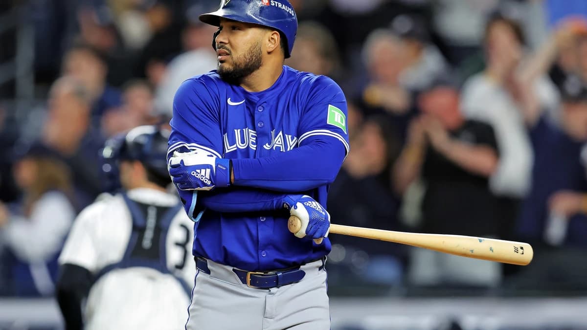 Toronto Blue Jays right fielder Anthony Santander (25) reacts to striking out to end the fourth inning against the New York Yankees during game four of the ALDS round for the 2025 MLB playoffs at Yankee Stadium.