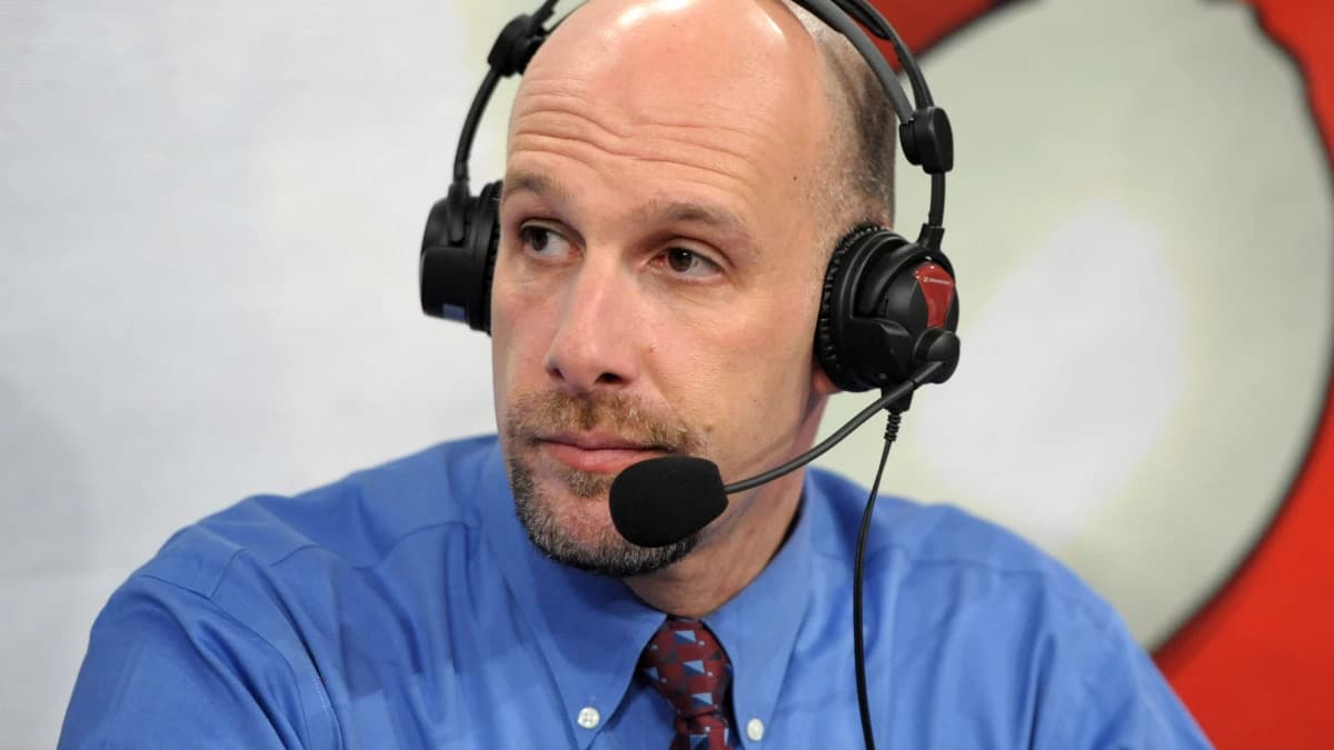 ESPN play-by-play announcer Dan Shulman during the NBA game between the Memphis Grizzlies and the Los Angeles Lakers at the Staples Center. The Grizzlies defeated the Lakers 102-96.