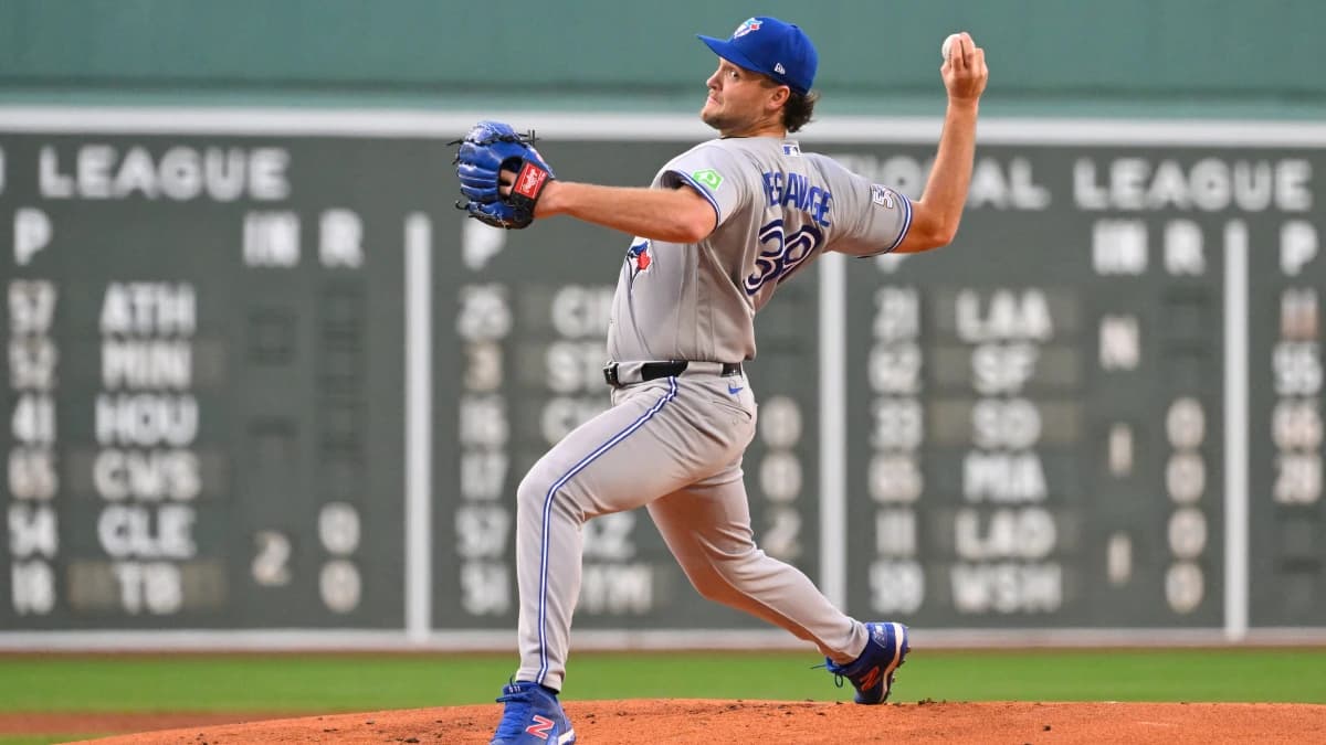 Toronto Blue Jays pitcher Trey Yesavage (39) pitches against the Boston Red Sox during the first inning at Fenway Park.