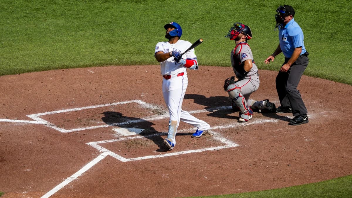 Toronto Blue Jays first baseman Vladimir Guerrero Jr. (27) takes an at bat against the Boston Red Sox during the eighth inning at Rogers Centre