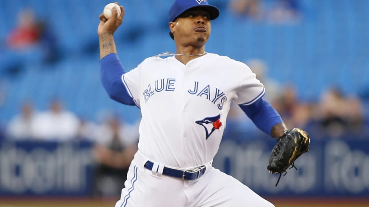 Toronto Blue Jays starting pitcher Marcus Stroman (6) throws the ball against the Cleveland Indians during the second inning at Rogers Centre