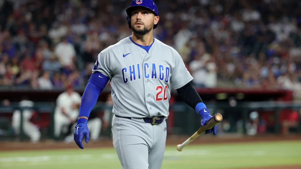 Chicago Cubs designated hitter Michael Conforto against the Arizona Diamondbacks at Chase Field.