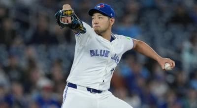 Kikuchi pitching