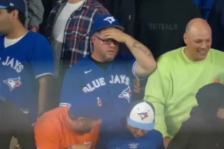 Blue Jays fans upset with management #bluejays #mlb