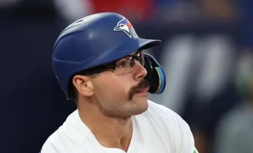 Schneider at the plate for the Blue Jays #bluejays #mlb