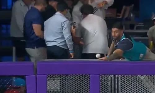 Marlins fan misses Shohei Ohtani's 50th home run ball