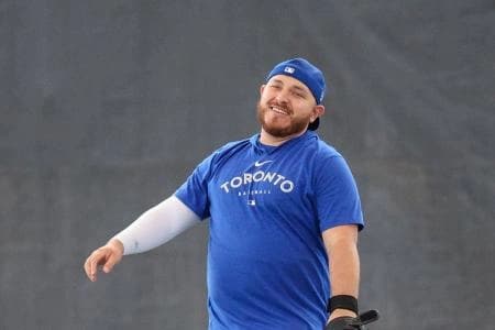 Kirk with the Blue jays #bluejays #mlb