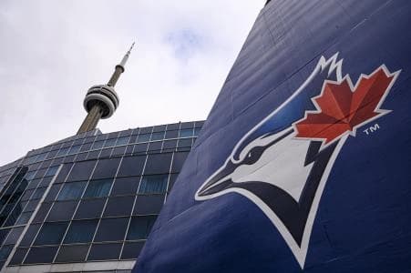 Rogers Centre and CN tower #bluejays #mlb