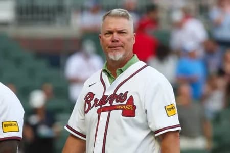 Chipper Jones takes shot at Manny Machado #Braves #padres