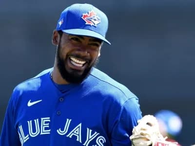 Talks between the Blue Jays and Teoscar Hernandez are heating up #bluejays #mlb