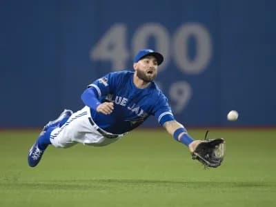 Former Blue Jays outfielder Kevin Pillar has decided to to play again #bluejays #mlb