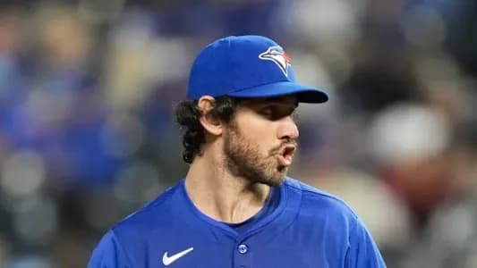 The Blue Jays are interested in bringing Jordan Romano back #bluejays #mlb