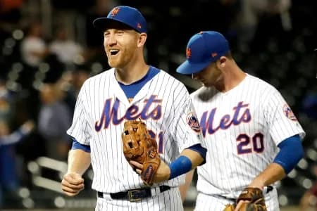 New York Mets Todd Frazier mocks the Blue Jays regarding Pete Alonso #mlb #bluejays #mets