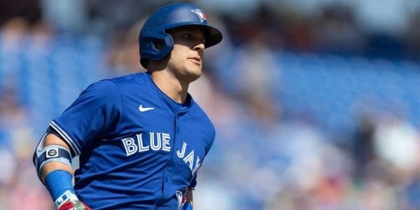 Toronto Blue Jays Daulton Varsho is inching closer to a return #DaultonVarsho #BlueJays