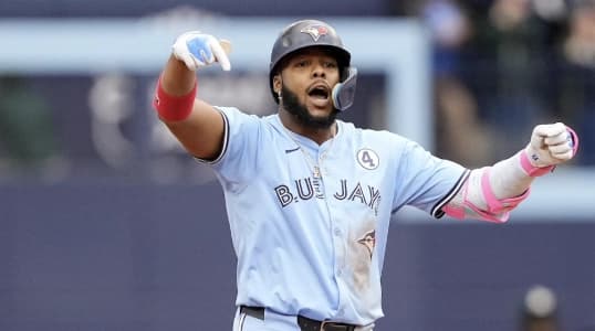 Guerrero Jr. climbs to the Blue Jays' all-time franchise rankings. #BlueJays #GuerreroJr.