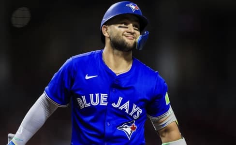 Breaking report Bo Bichette will stay in Toronto#Bichette #Shortstop #BlueJays #FreeAgent #Contract #Star