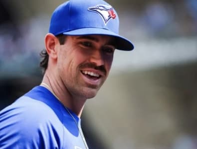 Ace Blue Jays pitcher Shane Bieber has bizarre contract projection ahead of free agency#Pitcher #Bieber #BlueJays #Ace #Contract #Value