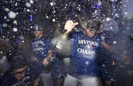 The world reacts to the Toronto Blue Jays winning the AL East#BlueJays #ALEast #Decade #Reaction #Rays #GrandSlam