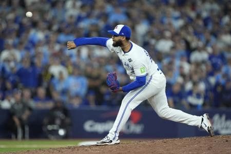 Detroit Tigers reported to be pursuing Seranthony Dominguez
