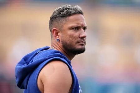 Los Angeles Dodgers second baseman Miguel Rojas (72 during batting practice before the game against the Cleveland Guardians at Dodger Stadium