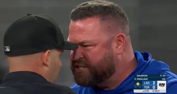 Blue Jays manager John Schneider thrown out