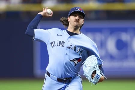 Toronto Blue Jays starting pitcher Kevin Gausman (34) throws a pitch against the Tampa Bay Rays in the second inning at Tropicana Field.