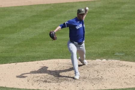 Toronto Blue Jays pitcher Joe Mantiply (35) pitches in the eighth inning against the Detroit Pistons at Comerica Park.